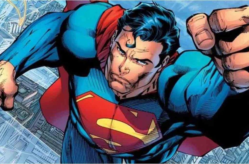  Porque o Superman voa com os braços esticados?